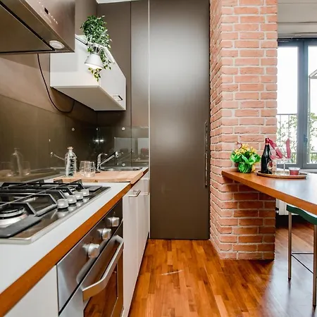 Airport The Fan Loft Near Linate Airport+duomo * Milan