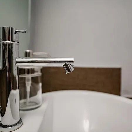 Airport The Fan Loft Near Linate Airport+duomo Apartment Milan